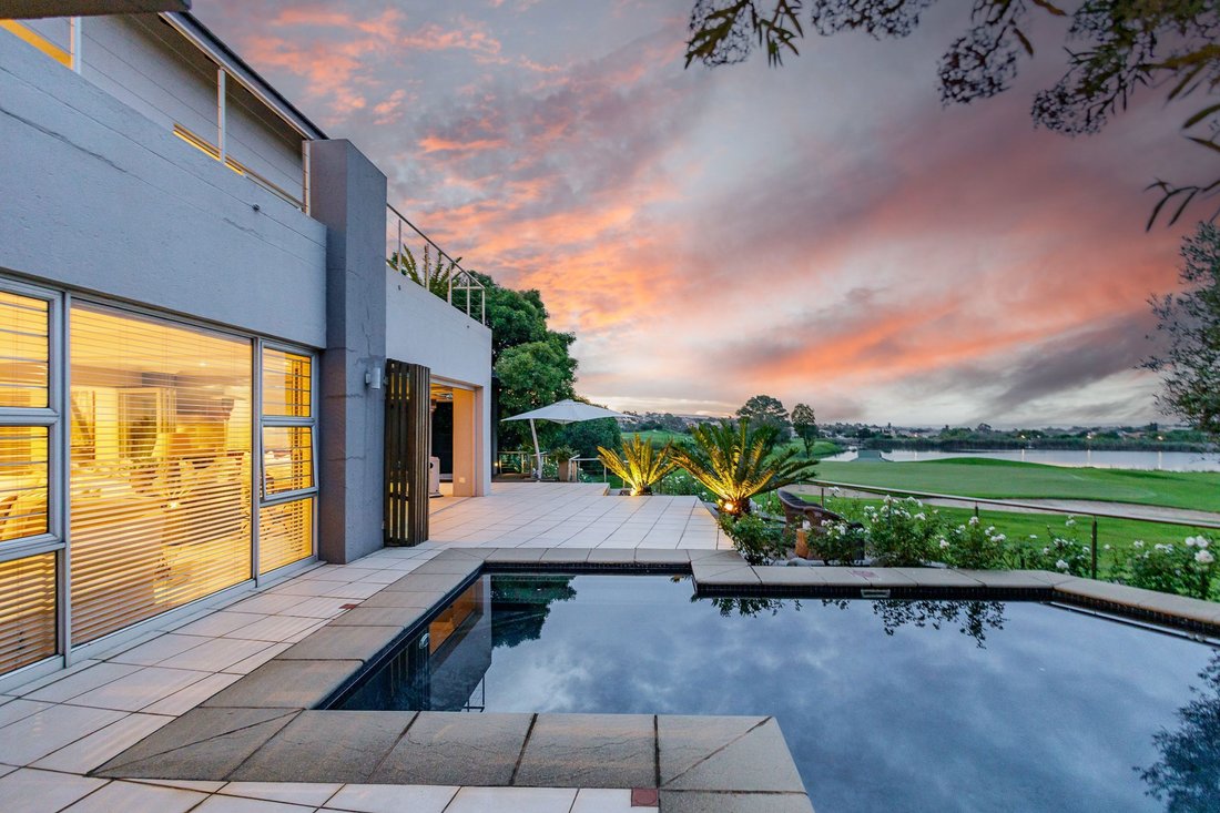 House in Eagle Canyon Golf Estate, Gauteng, South Africa 3 - 14839322