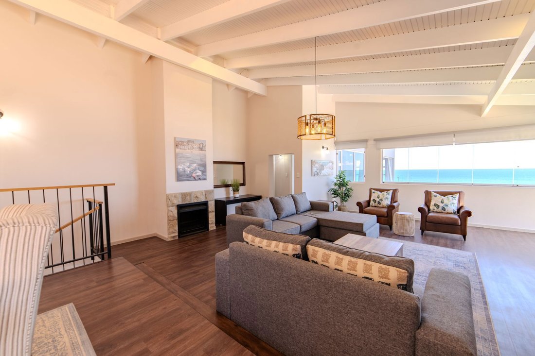 Uninterrupted Sea Views Luxury In Dolphin Coast, Kwa Zulu Natal, South