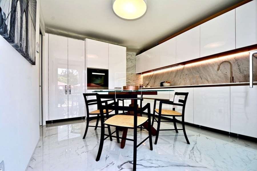 Villa Di Lusso Direttamente A Lago In Lugano, Ticino, Switzerland For