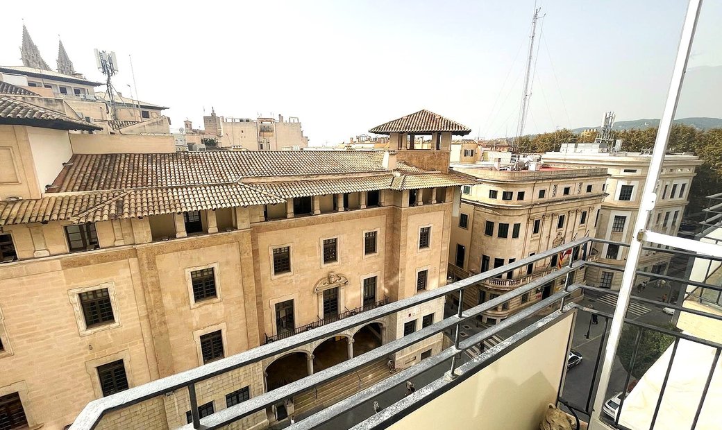 Palma De Mallorca Apartment In Palma, Balearic Islands, Spain For Sale