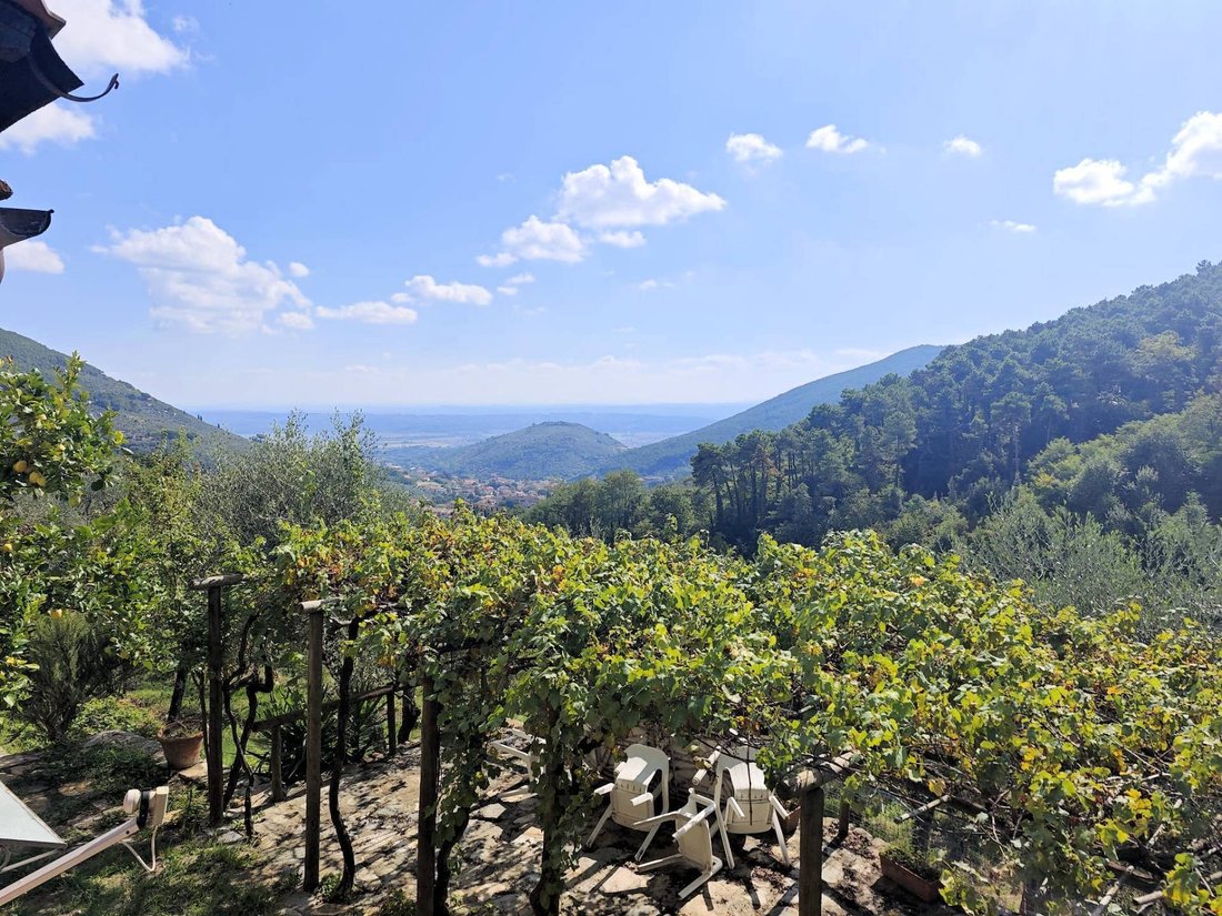 Casale Con Terreno E Vista Panoramica Mozzafiato In In Buti, Tuscany