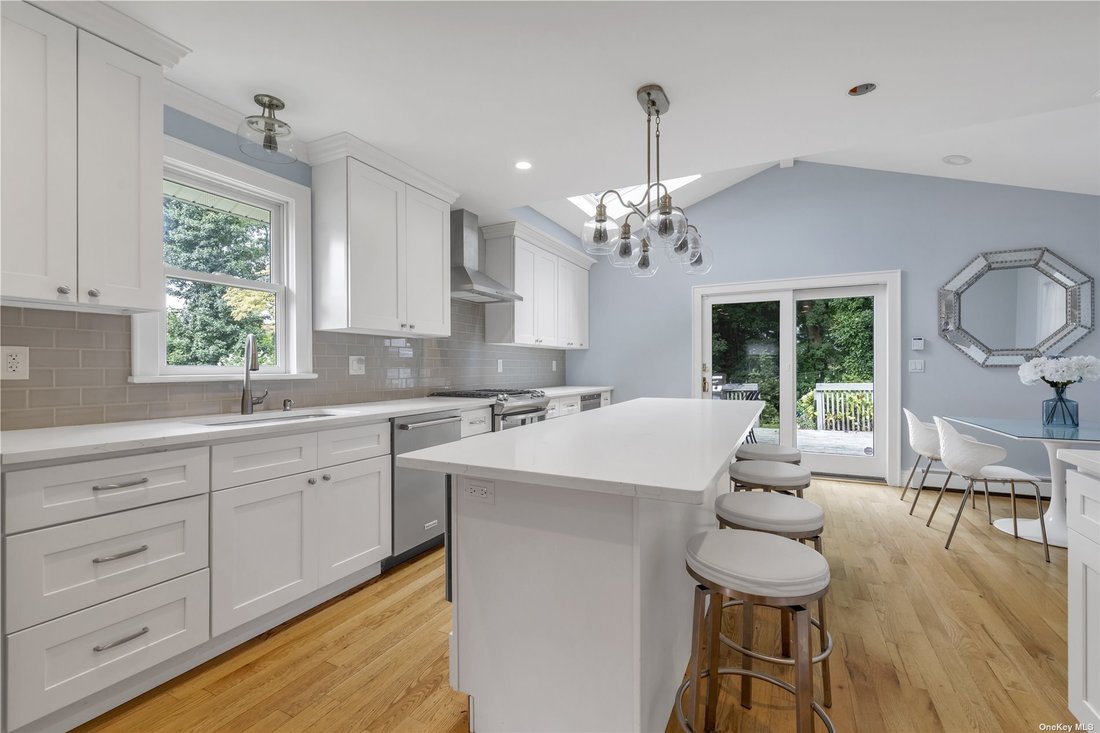 House Huntington In Halesite, New York, United States For Sale (14840332)