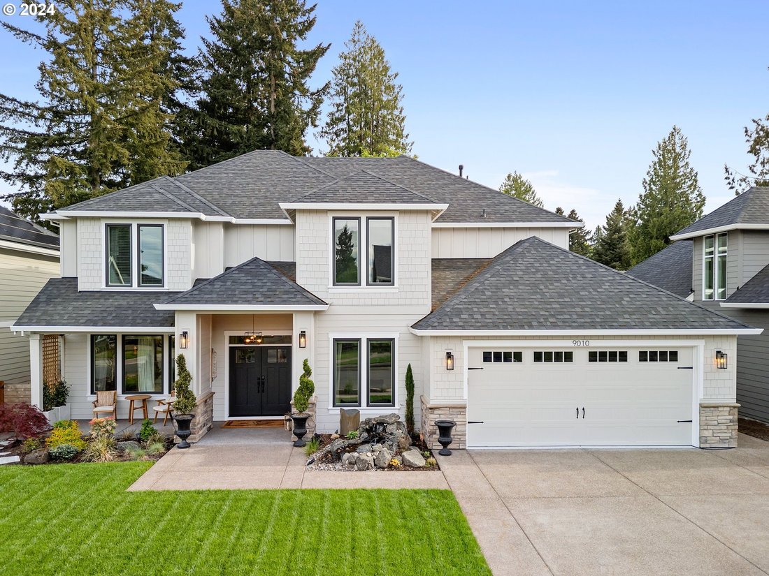 Custom Craftsman In Tigard In Tigard, Oregon, United States For Sale