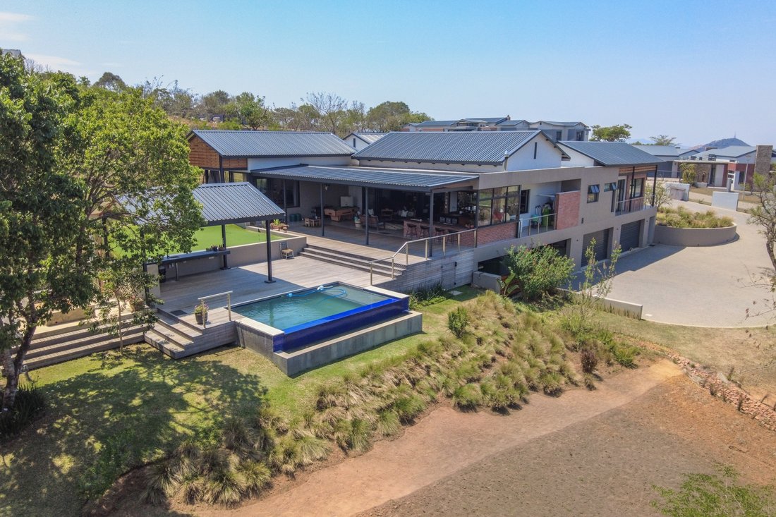 House in Sonheuwel, Mbombela, Mpumalanga 1 - 14841035
