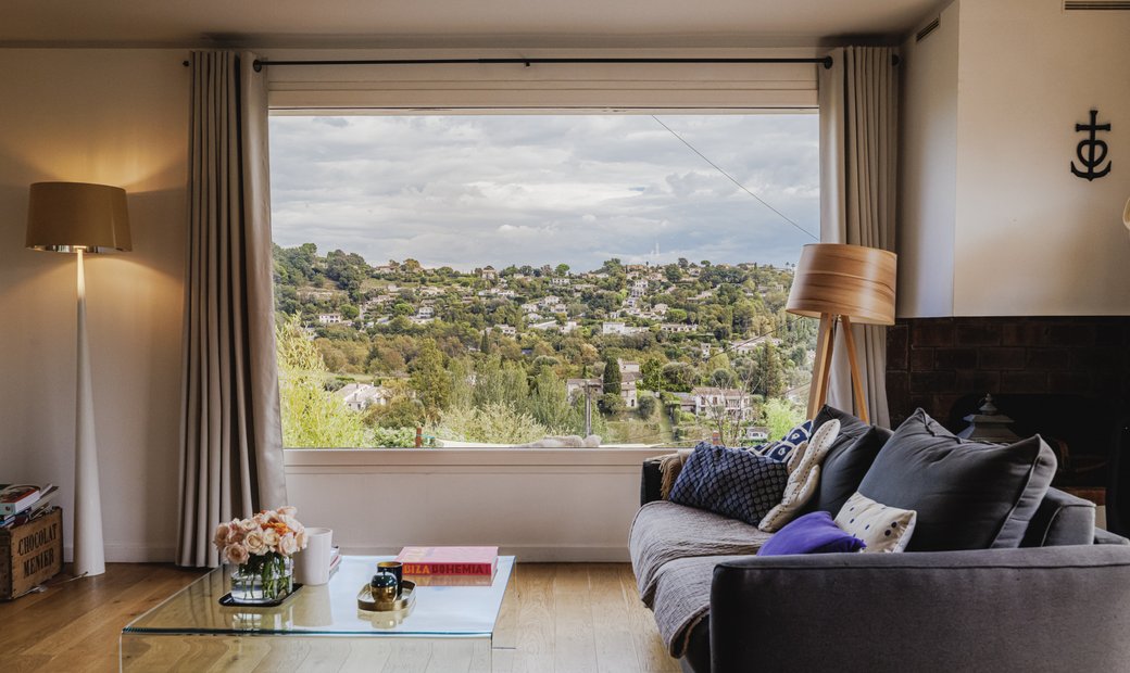 Extremement Rare In La Colle Sur Loup, Provence Alpes Côte D'azur