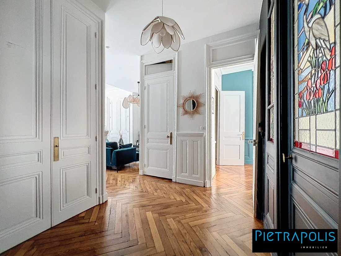 Lyon Apartment In Lyon, Auvergne Rhône Alpes, France For Sale (14843508)