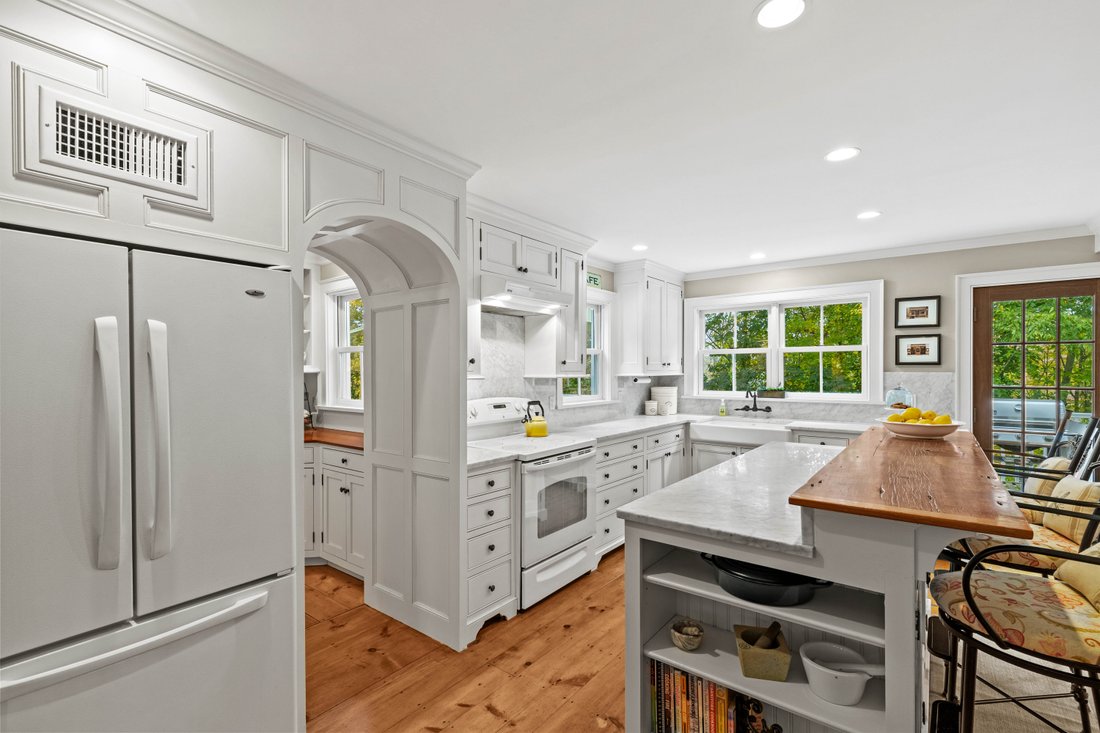 Custom Built Farmhouse Homestead In East Lyme, Connecticut, United