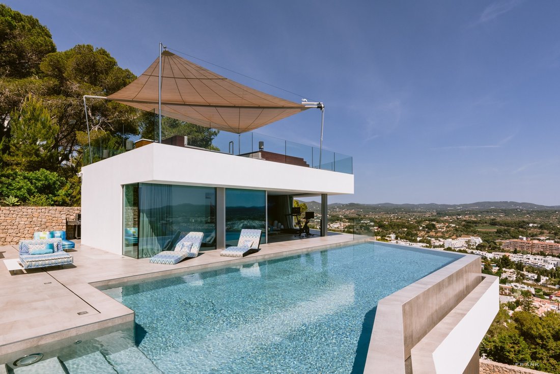 Villa in Santa Eularia des Riu, Balearic Islands, Spain 1 - 14838072