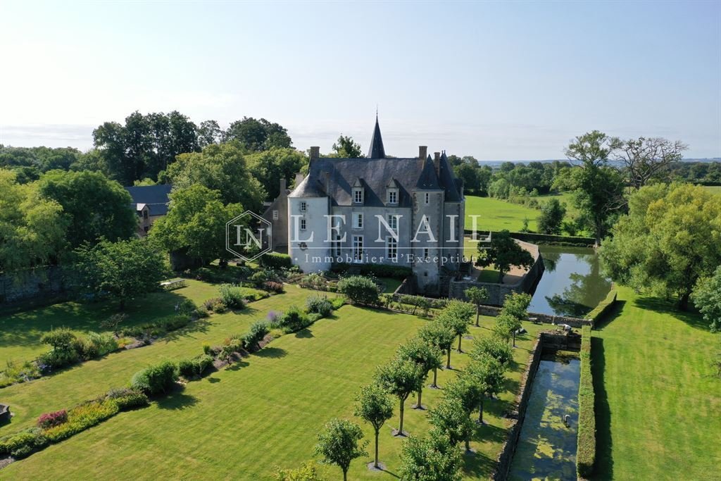 Magnificent 15th And 19th C. In Fresnay Sur Sarthe, Pays De La Loire