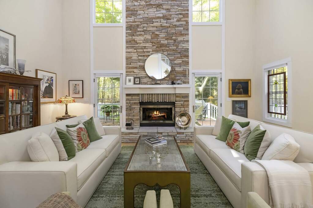 Private Sawyer Sanctuary In Sawyer, Michigan, United States For Sale