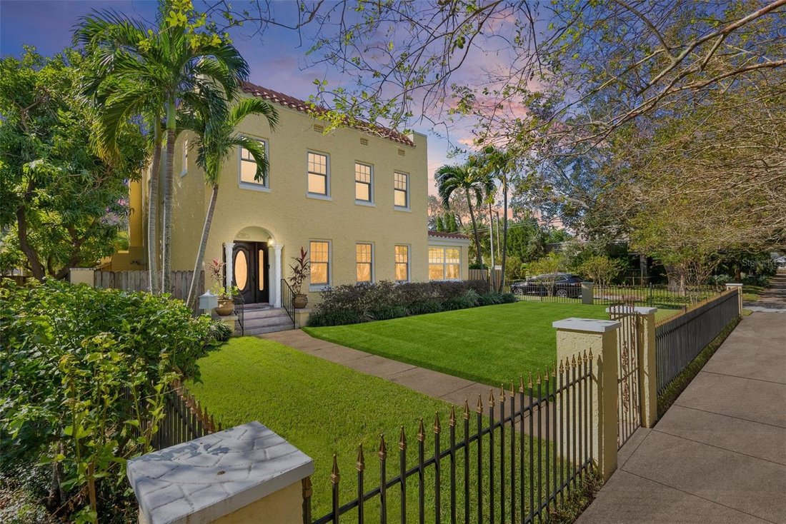 Residential St Petersburg In St. Petersburg, Florida, United States For