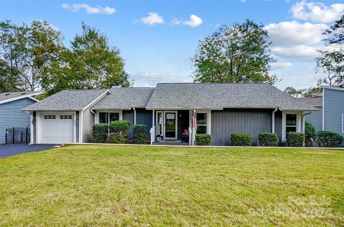 1110 Palmyra In Fort Mill, South Carolina, United States For Sale