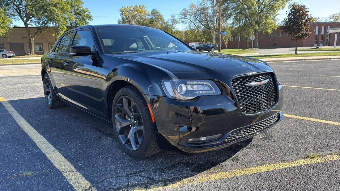 2023 Chrysler 300 In Dolton, Il, United States For Sale (14820441)