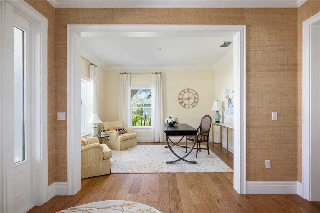 Custom Built Residence In Prime Central In Vero Beach, Florida, United