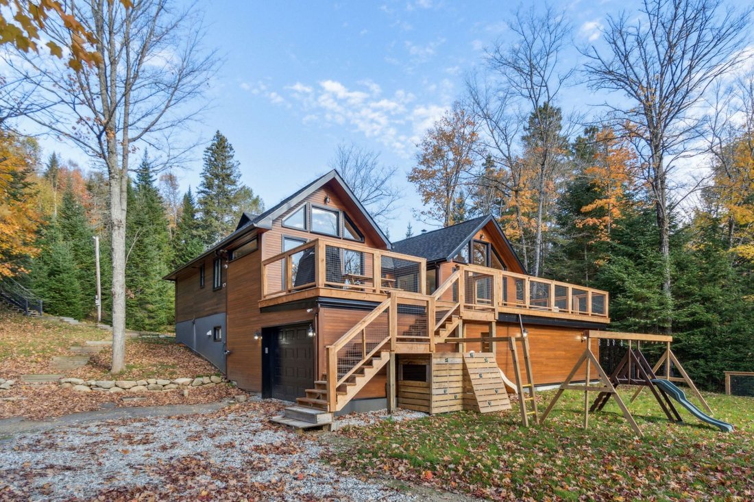 10 Ch. Poupart In Ivry Sur Le Lac, Quebec, Canada For Sale (14838146)