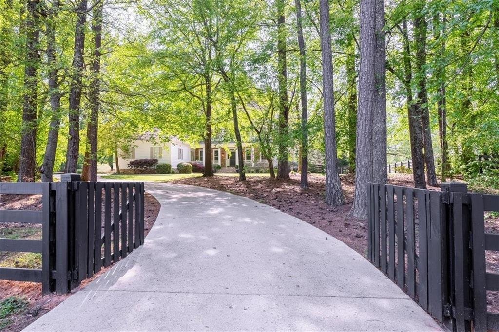 Residential Alpharetta In Milton, United States For Sale (14835773)