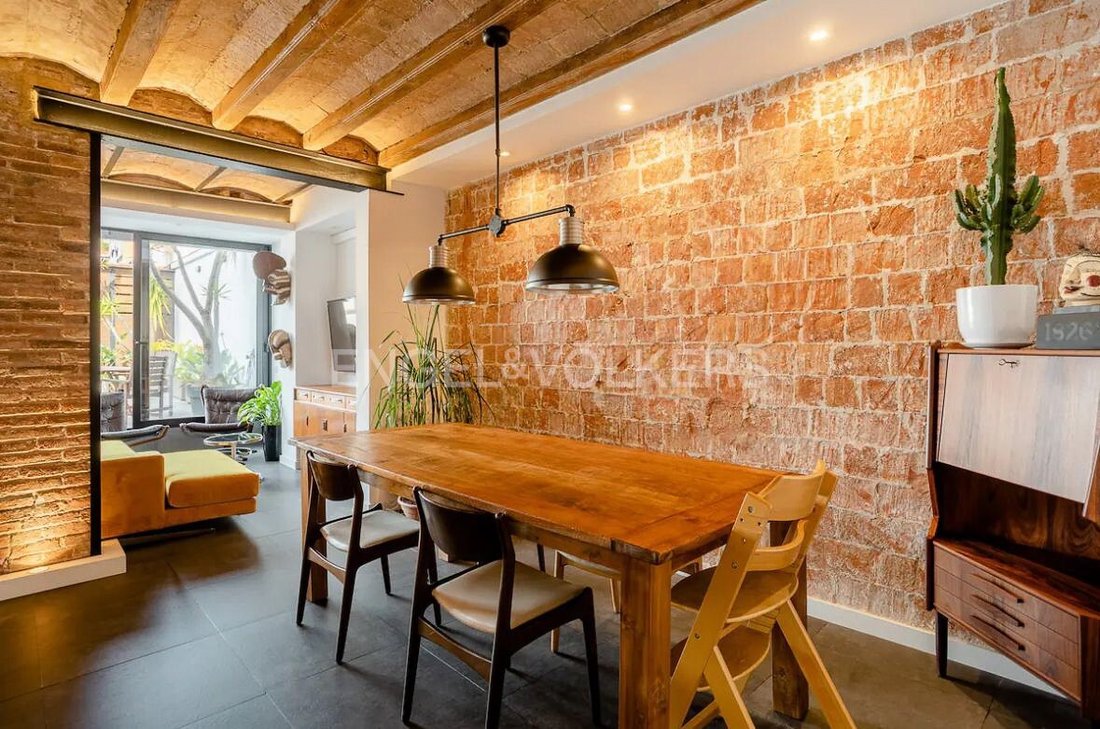 Fantastic Property With Terrace In Barcelona, Catalonia, Spain For Sale