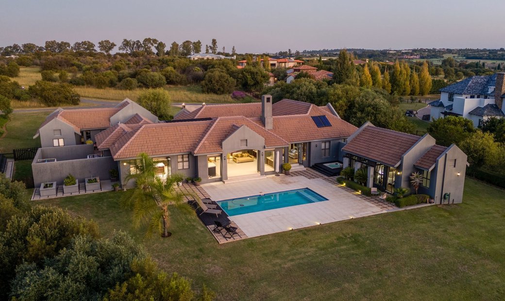 This Luxury Home Offers The Perfect Blend In Centurion, Gauteng, South Africa For Sale (14839307)