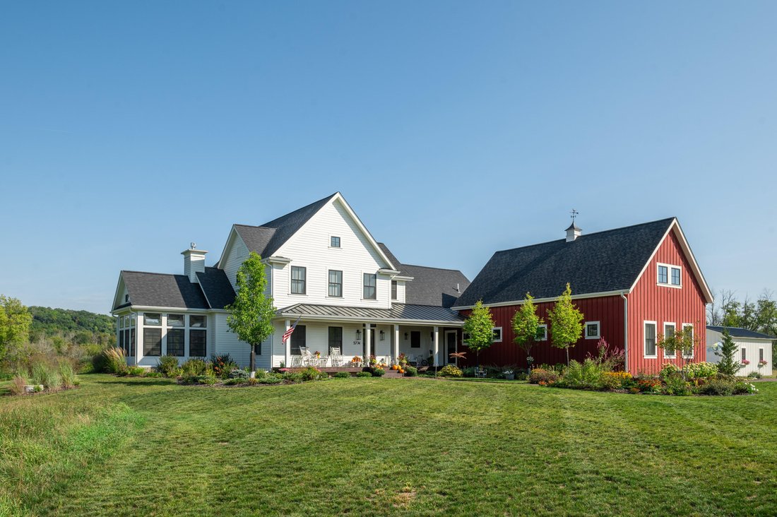 Residential Hubertus In Hartford, Wisconsin, United States For Sale