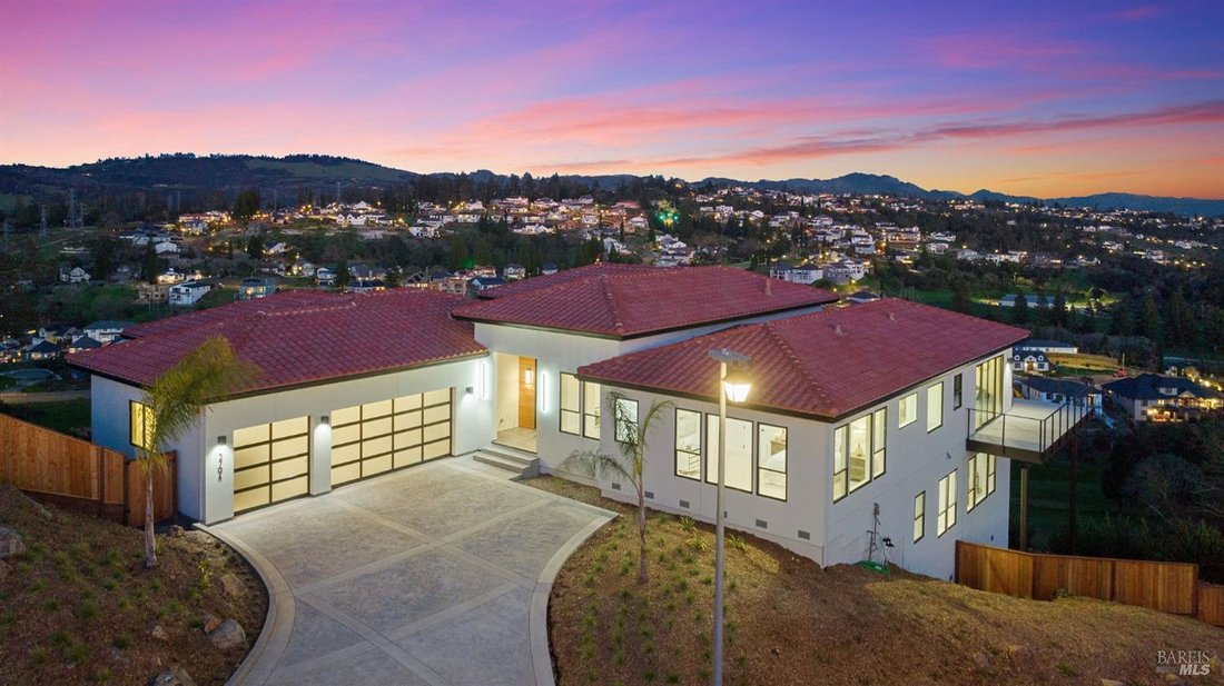 Residential Santa Rosa In Santa Rosa, California, United States For