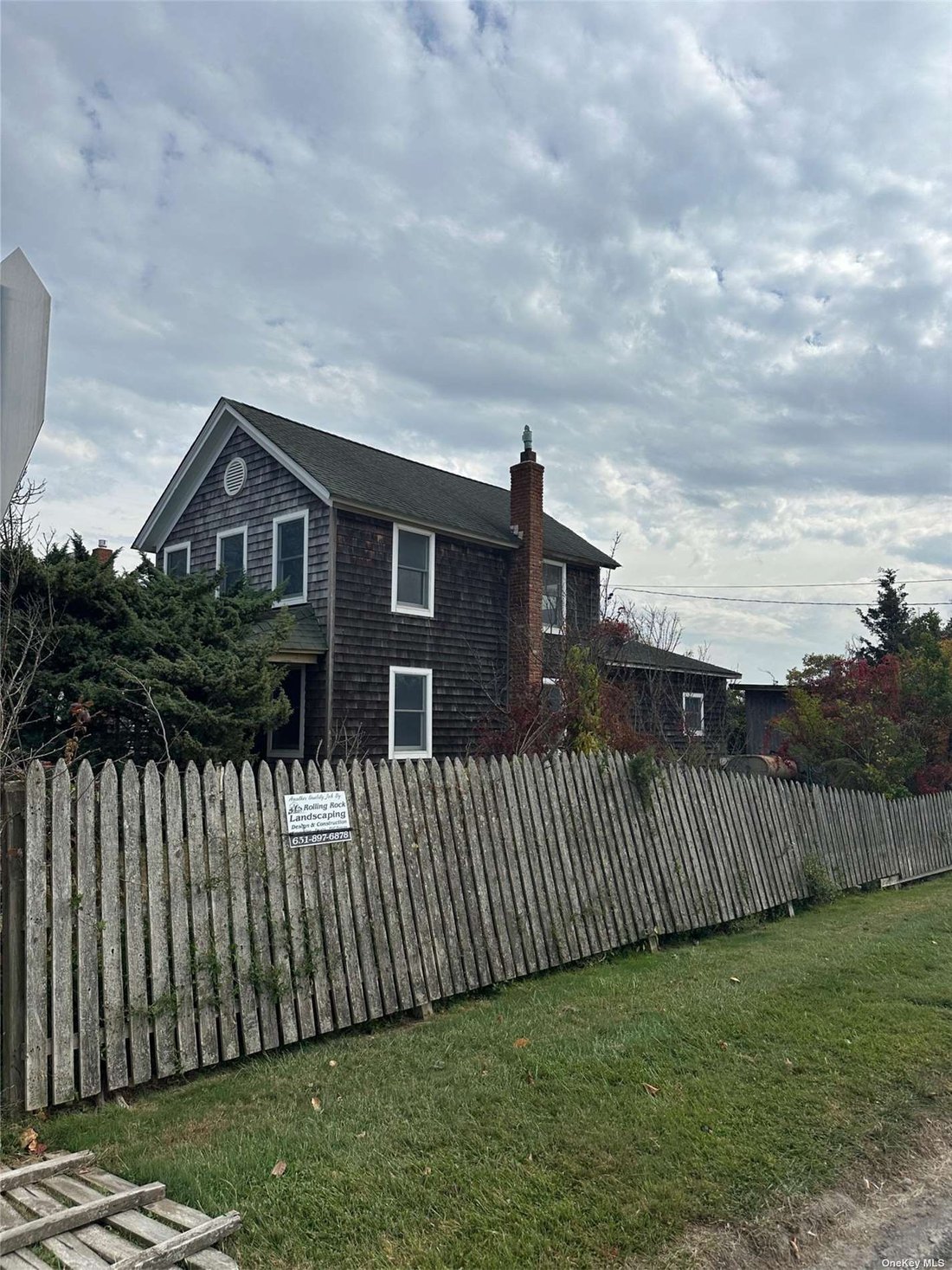 House Patchogue In East Patchogue, New York, United States For Sale