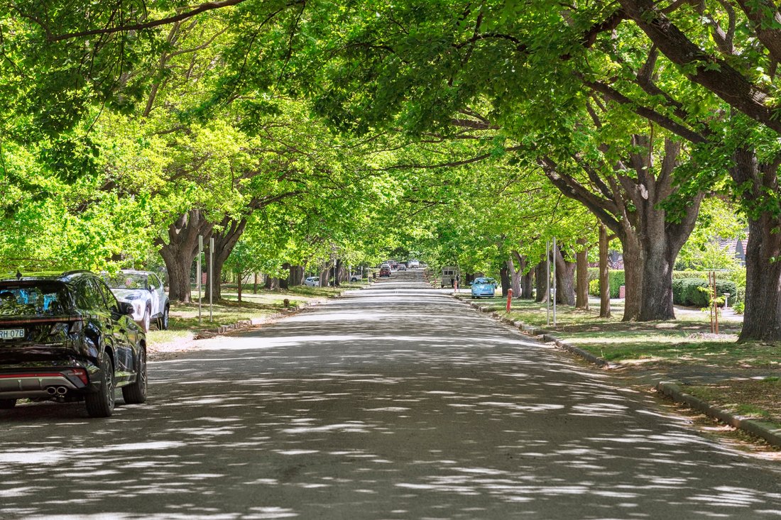 Stunning Blend Of Classic Charm And Modern Comfort In Reid, Australia