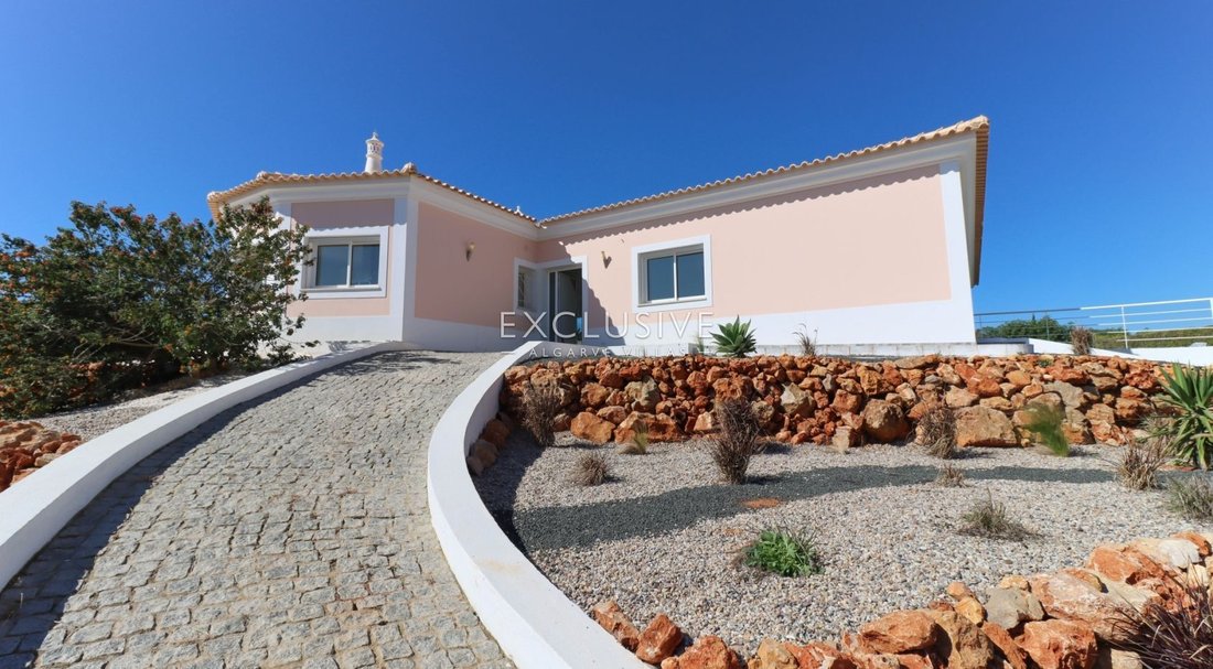 Villa in Mexilhoeira Grande, Algarve, Portugal 5 - 11961125