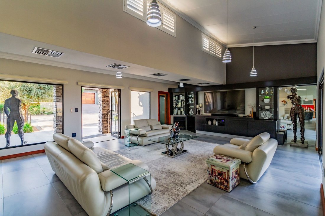 Exceptionally Designed Home In In Hartbeespoort, North West, South