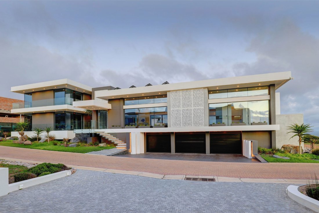 House in Mossel Bay, Western Cape, South Africa 1 - 14839616