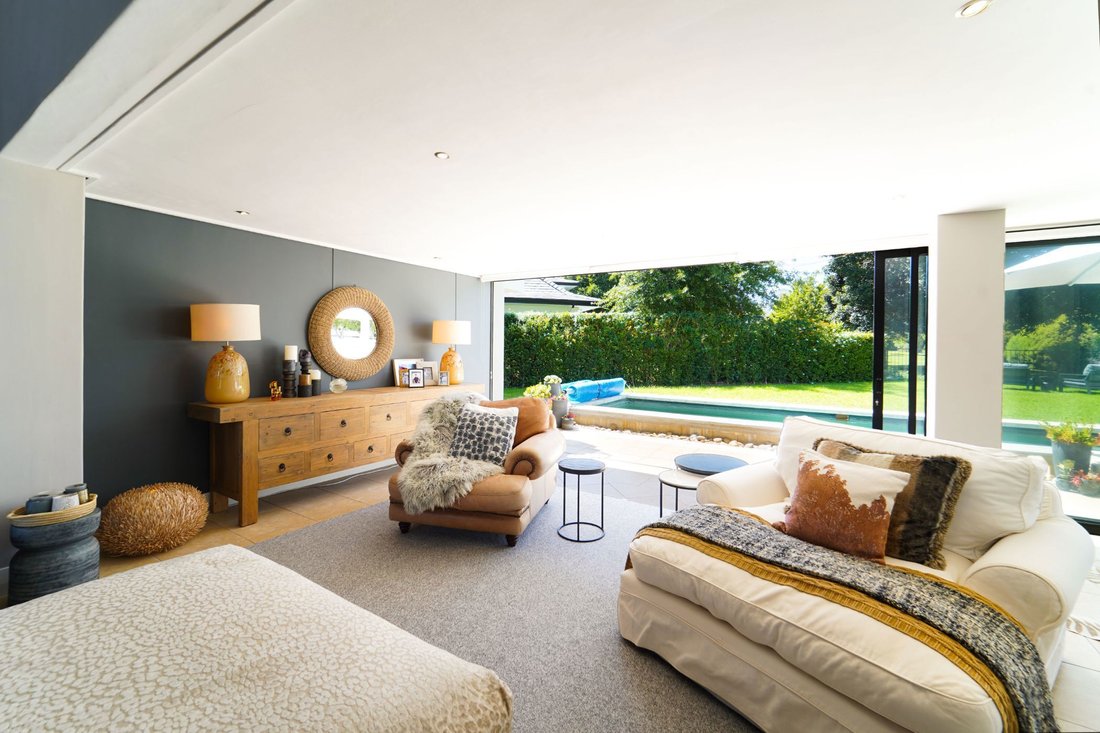 An Exceptional In Pearl Valley Golf Estate And Spa, Western Cape, South