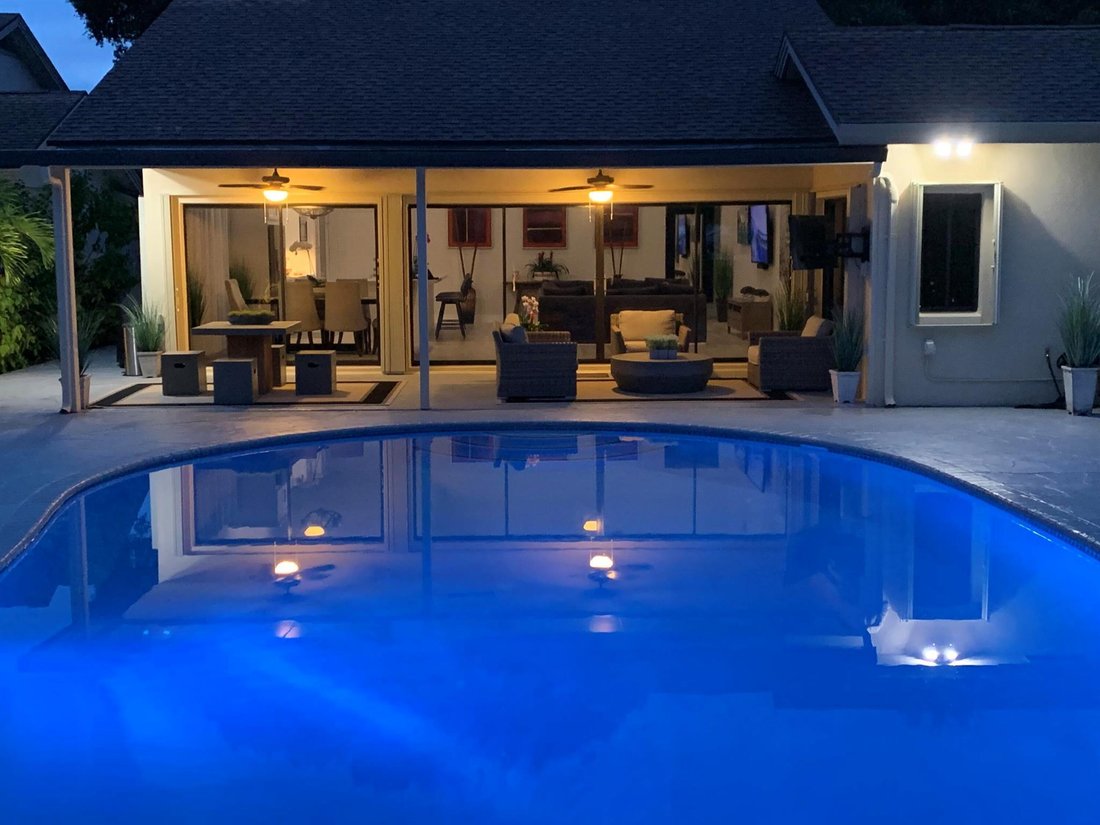 Bright And Open Home With Stunning Remodel In Jupiter, Florida, United