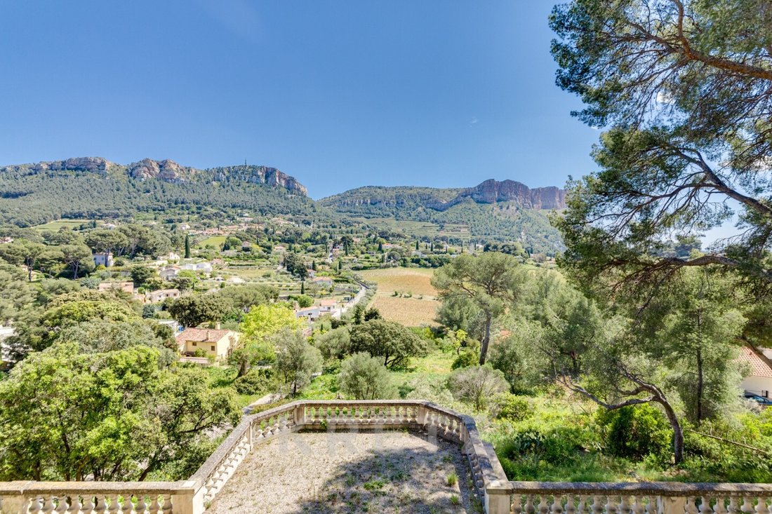 Bastide With Breathtaking Views In Cassis, Provence Alpes Côte D'azur
