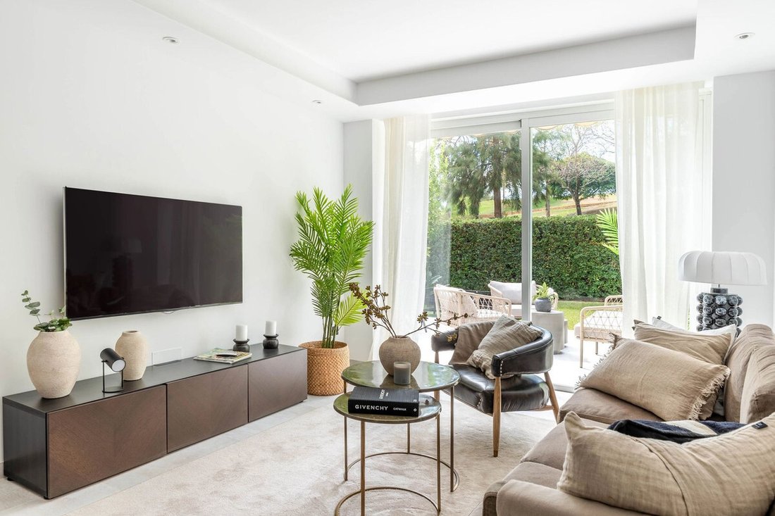 Apartment For Sale In La Quinta, Málaga In Málaga, Andalusia, Spain For