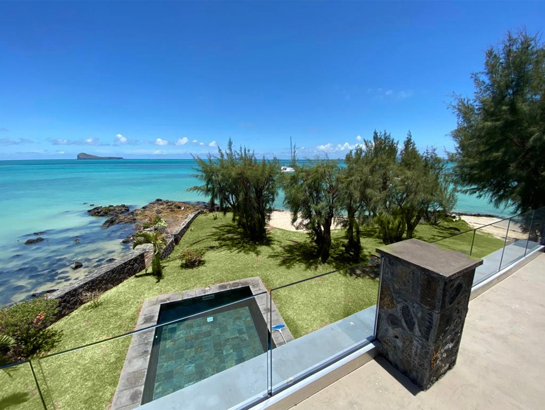 Villa in Calodyne, Rivière du Rempart District, Mauritius 1 - 14565758