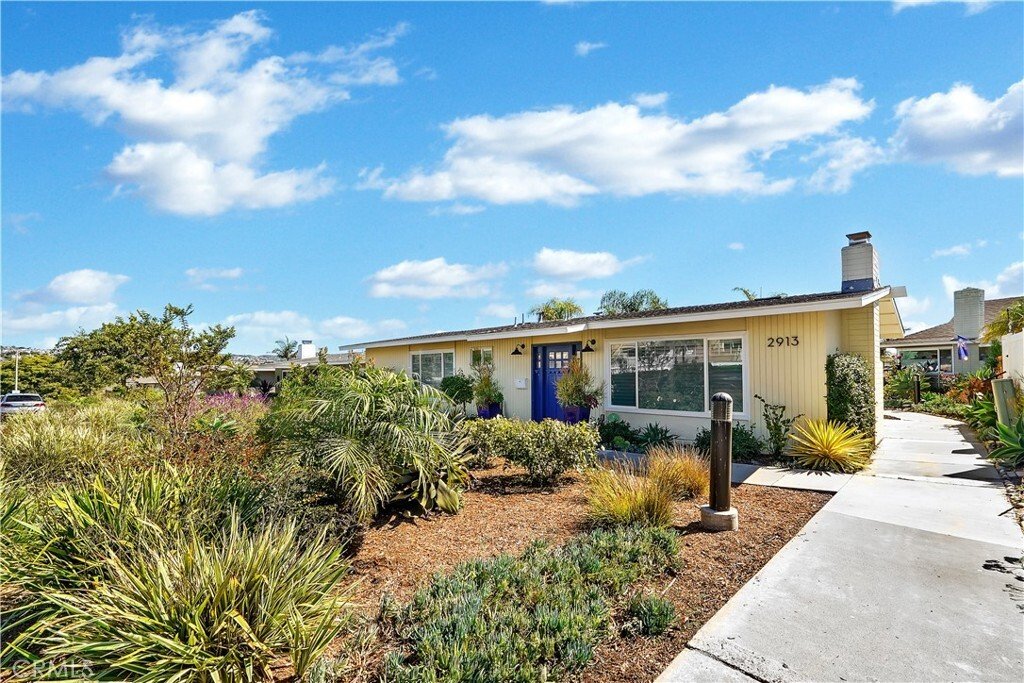 Beautifully Upgraded Single Level In San Clemente, California, United