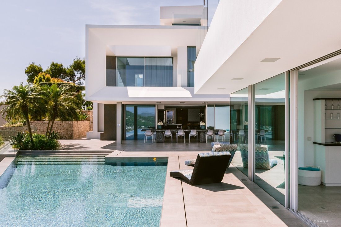 Villa in Santa Eularia des Riu, Balearic Islands, Spain 2 - 14838072