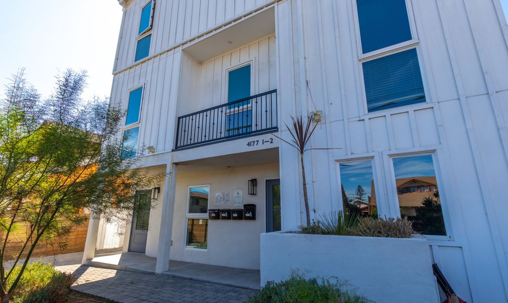 4177 South Normandie Avenue In Los Angeles, California, United States