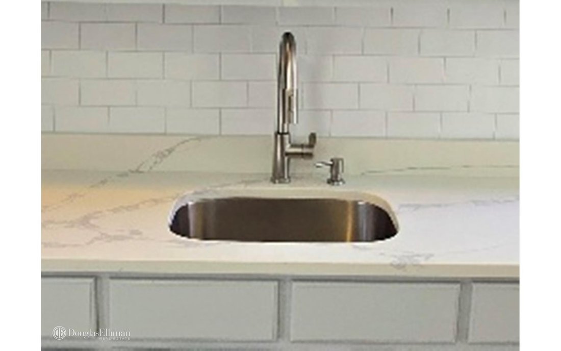 Rental Queens In New York, New York, United States For Rent (14838129)