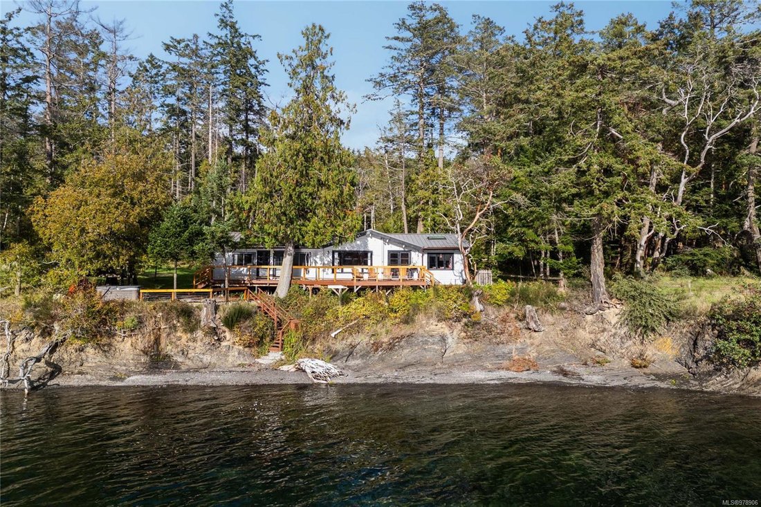 Piers Island Residential In North Saanich, British Columbia, Canada For