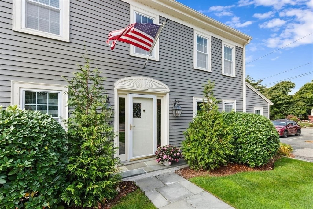 Lovingly Maintained Home Blending In Lexington, Massachusetts, United