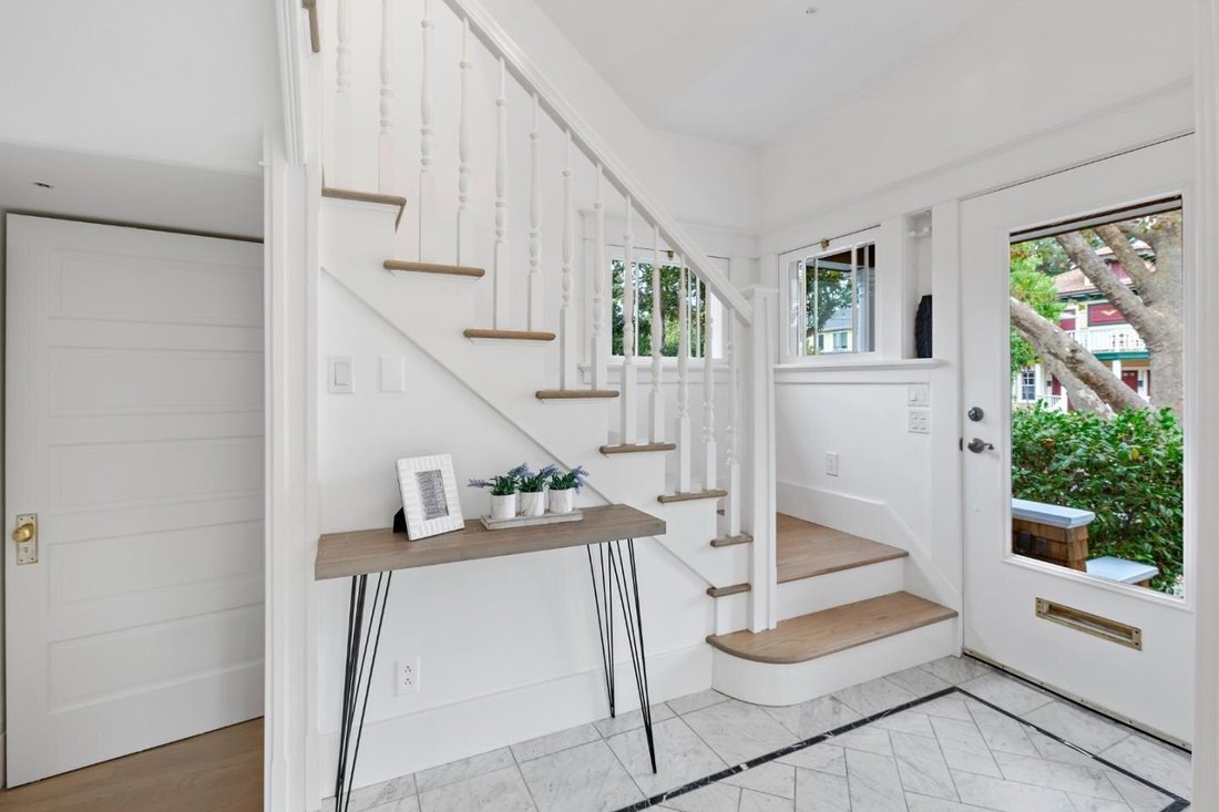 Desirable Victorian Home In Downtown In Palo Alto, California, United