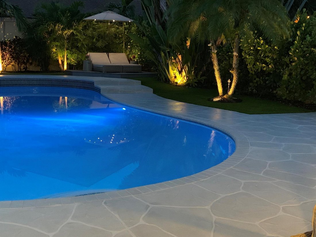 Bright And Open Home With Stunning Remodel In Jupiter, Florida, United