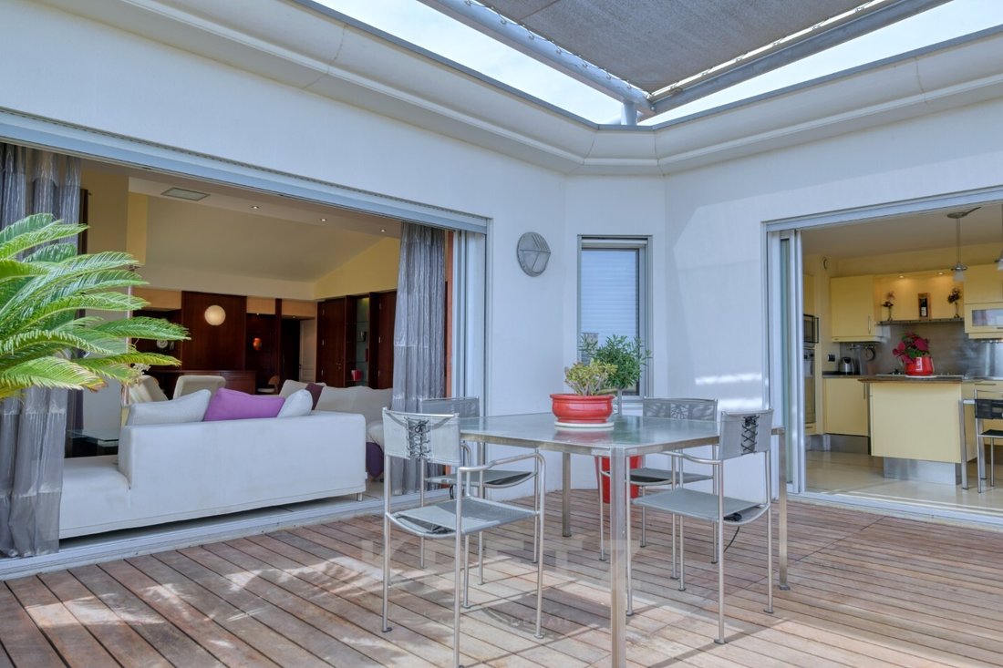 Beachfront Villa With Pool In Mauguio, Occitanie, France For Sale