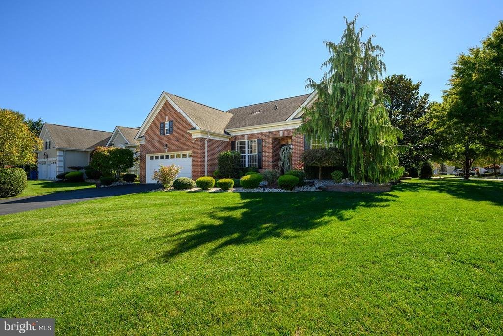 23 Rosecliff Drive, Jackson, Nj, In Jackson Township, New Jersey, United States For Sale (14837882)