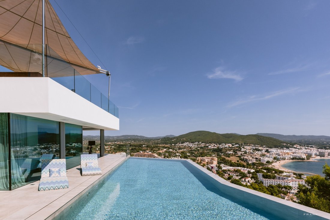 Villa in Santa Eularia des Riu, Balearic Islands, Spain 4 - 14838072