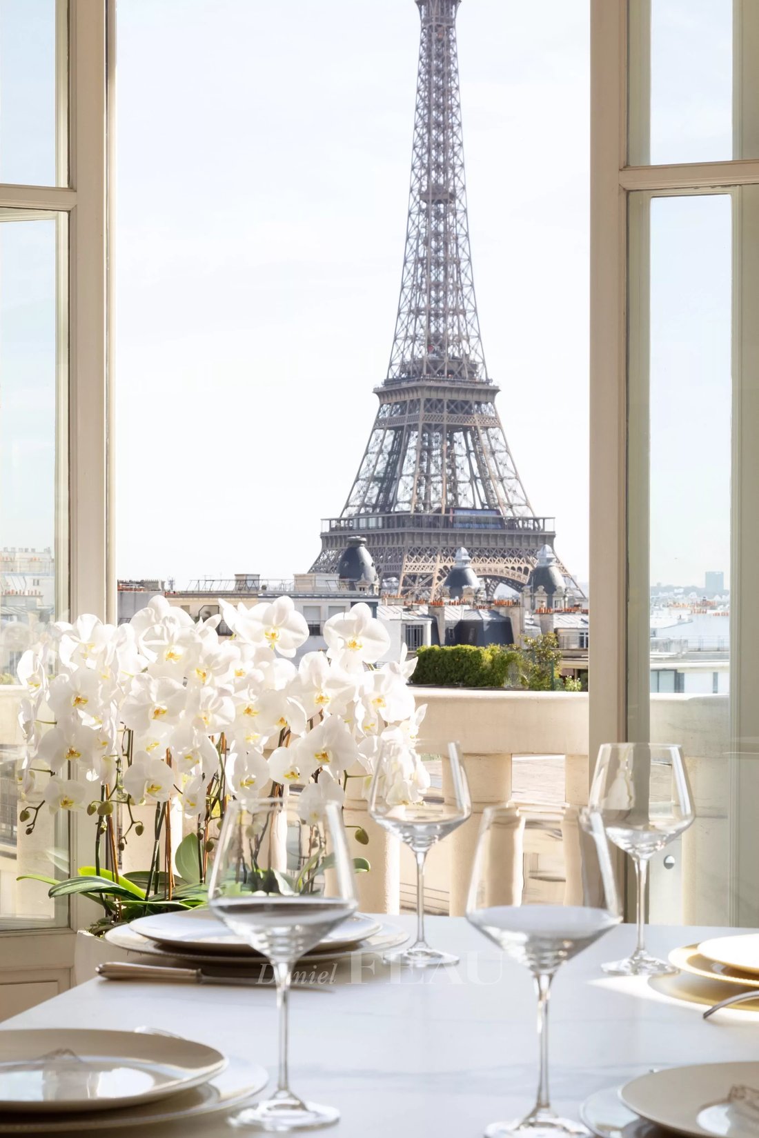 Paris 16th District Elegant Apartment In Paris, île De France, France