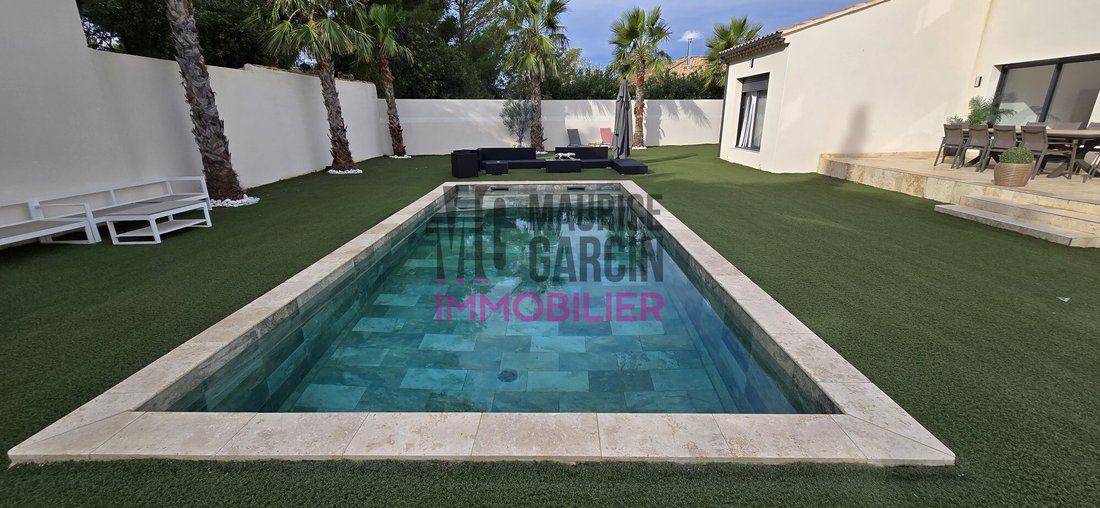 Avignon Contemporaine In Avignon, Provence Alpes Côte D'azur, France