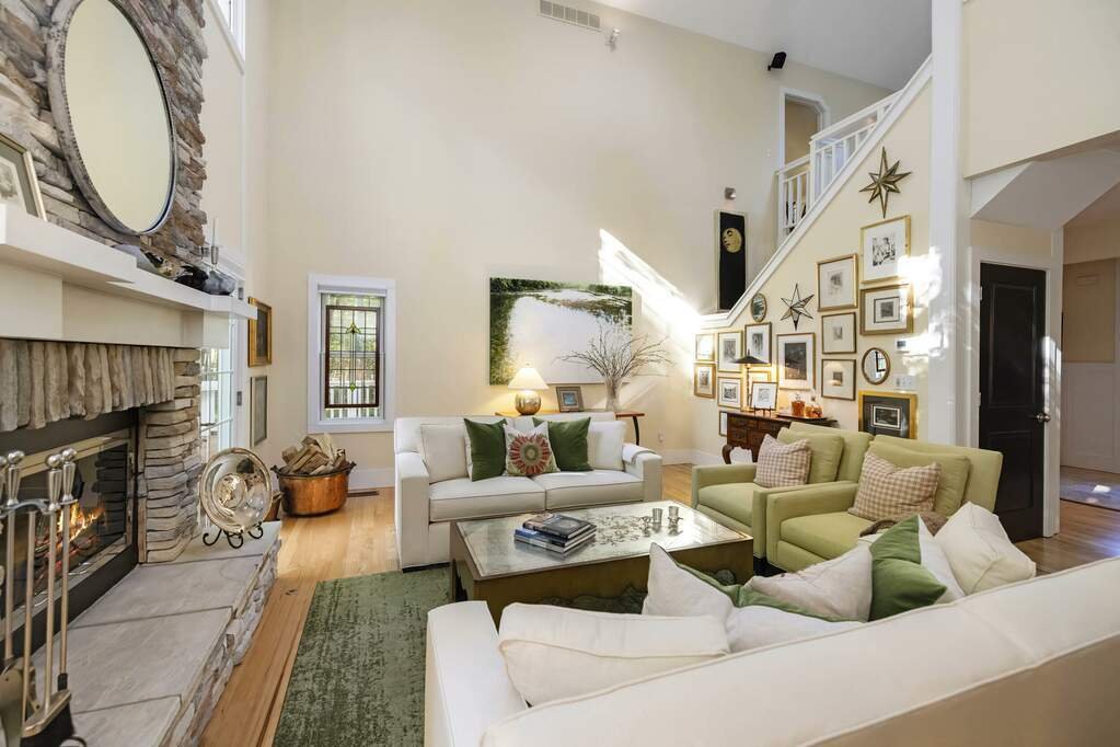 Private Sawyer Sanctuary In Sawyer, Michigan, United States For Sale