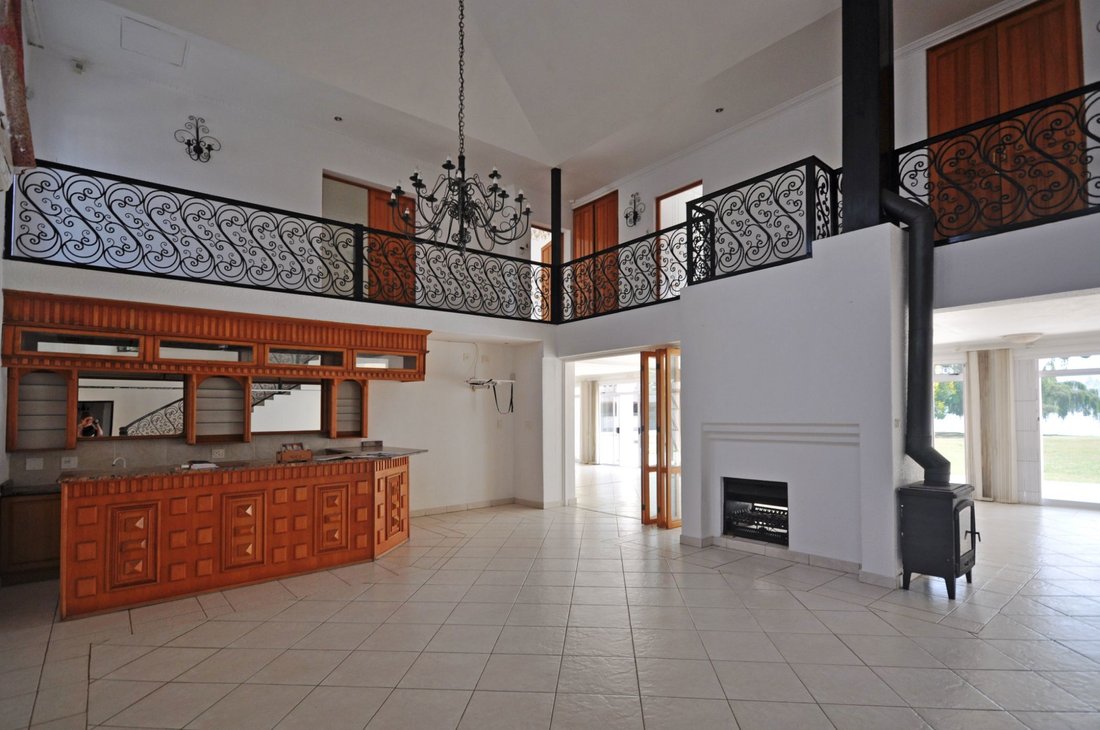 Perfect Investment Opportunity On In Vanderbijlpark, Free State, South