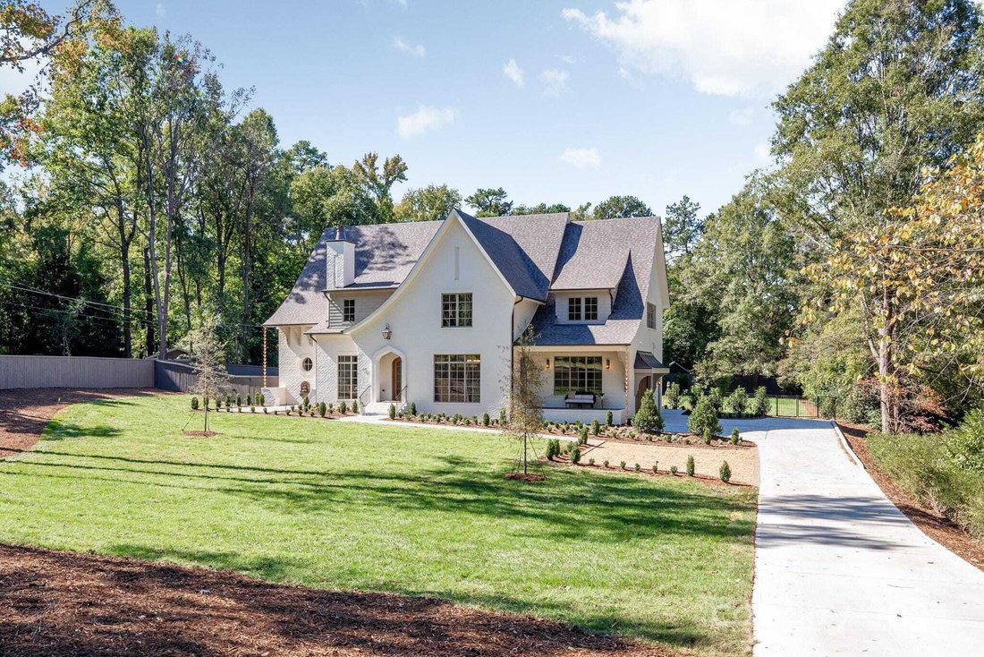 Impressive Home On A Quiet Acre In In Charlotte, North Carolina, United